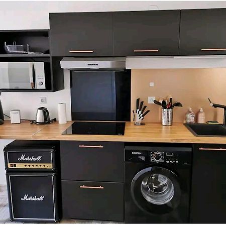 Studio Clim Et Jardin Privatif Proche Plage Mourillon Lägenhet Toulon Exteriör bild